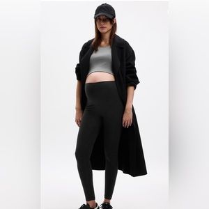 NWT Gap Maternity Leggings